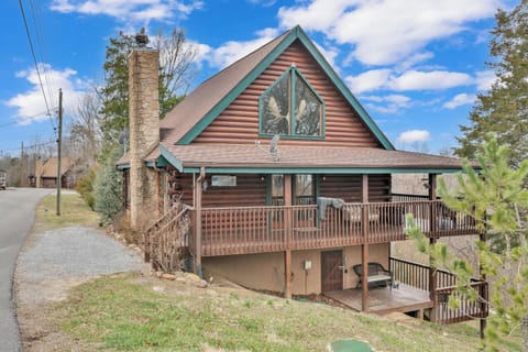 Indulge in the allure of Moosehead Lodge