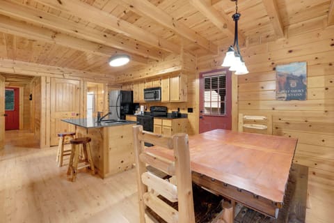 Gather for meals & visit together at the dining table, with seating for 8