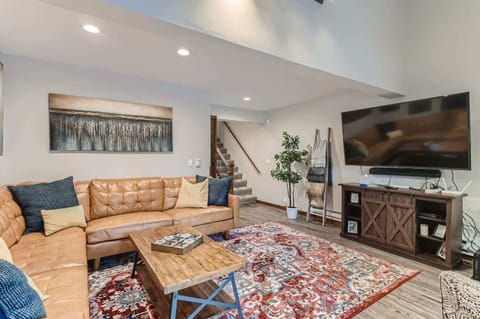 Living room features SmartTV