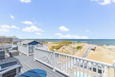 Top Level Oceanfront Deck
