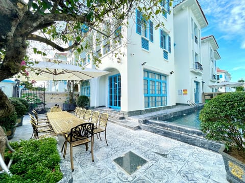 Outdoor banquet area