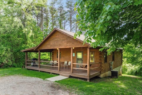 Welcome to the Maplewood Cabin!