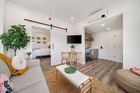 Standard Suite, Ocean View | Living area | 42-inch Smart TV with digital channels