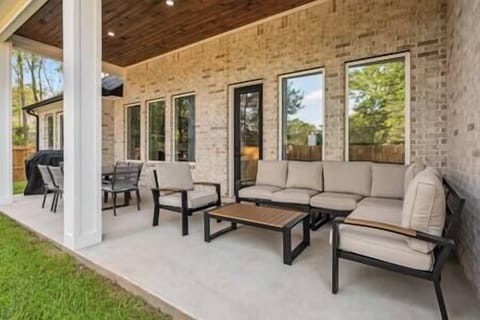 Aff185c1 67c8 480d 8104 a4a06ddbcf9b