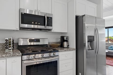 Everything you need to cook like a pro, right at your fingertips