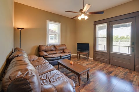 Hopkinsville Vacation Rental | 4BR | 3BA | 1,900 Sq Ft | 5 Steps Required