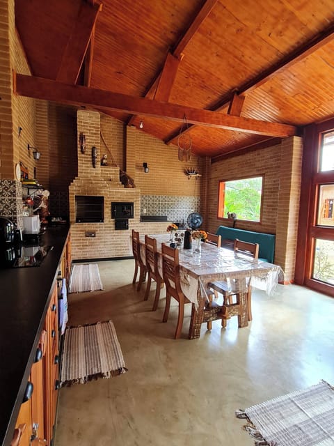 Chalet, 1 Bedroom, Garden View | Dining