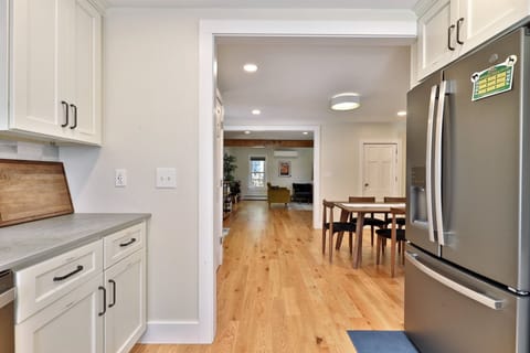 House, 4 Bedrooms | Interior