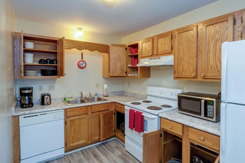 Fully stocked kitchen