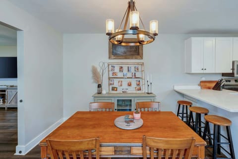 Dining table with seating for 4