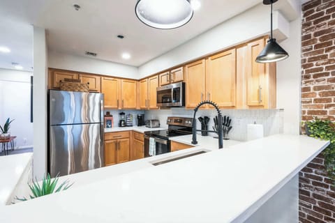The kitchen is spacious & offers all the comforts of home