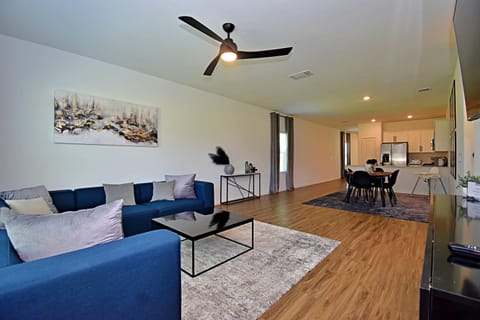 Open floor concept for all your entertaining needs