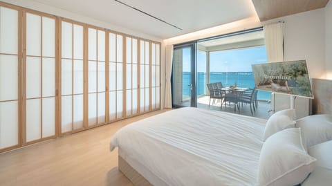 Basic Room, 2 Bedrooms (dokchae) | 2 bedrooms, free WiFi