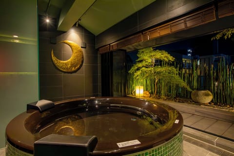 Kaze-no-ma | Bathroom | Hair dryer, bathrobes, slippers, electronic bidet