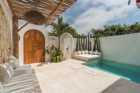 Deluxe Villa, 2 Bedrooms, Lanai, Pool View | Private pool