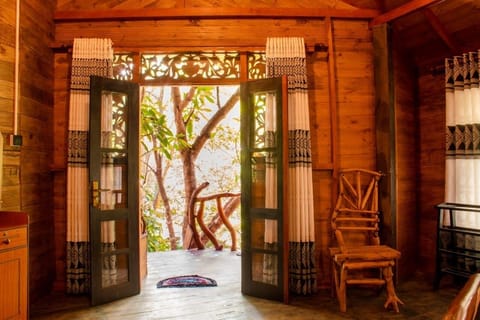 Tree House | Soundproofing, free WiFi, bed sheets