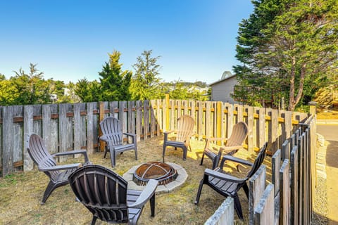 Newport Vacation Rental | 3BR | 3BA | Stairs Required | 1,998 Sq Ft