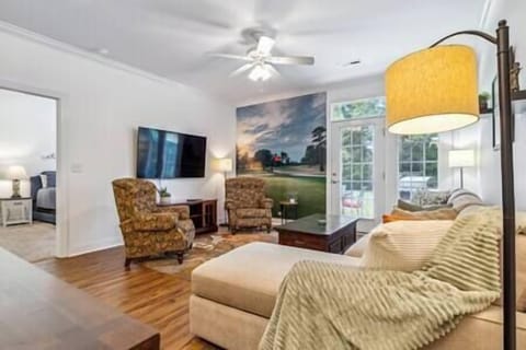 Birdies & Beaches livingroom with signature mural