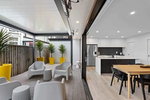 Seamless indoor-outdoor flow