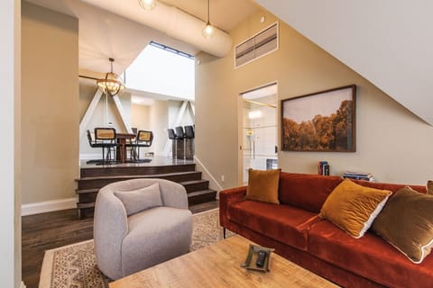 A spacious, light-filled layout that adapts to your group, featuring a premium Queen size sofa bed for seamless hosting and relaxation