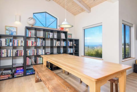 Dining table with seating for 6