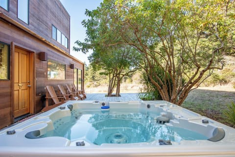 Outdoor hot tub on deck