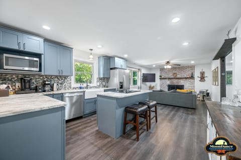 Large kitchen for big country meals