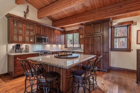 Luxurious Kitchen