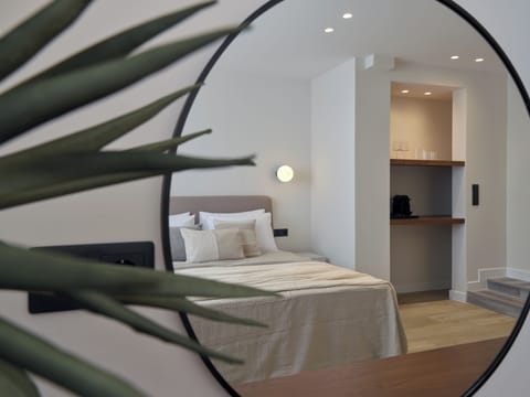 Suite, City View | 1 bedroom, Egyptian cotton sheets, premium bedding, blackout drapes