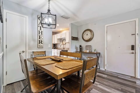 Dining table with seating for up to 6