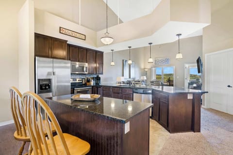 Additional counter seating