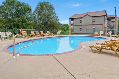 3 Amazing outdoor pools at the resort 