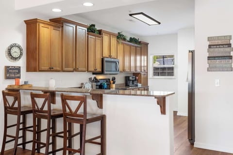 Kitchen bar counter with seating for 3
