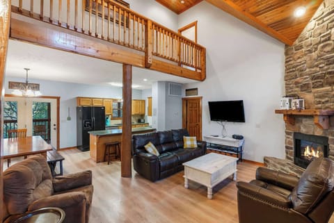 Living and dining area - House 1