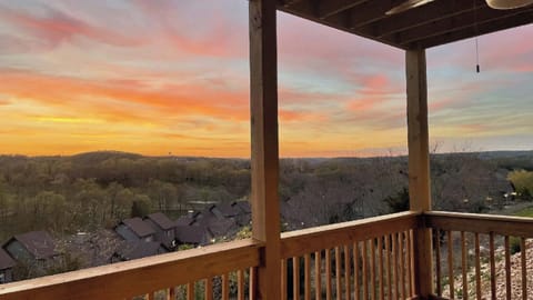 1_Deck Sunset View_66617