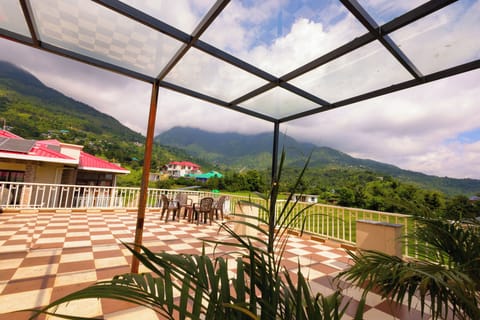 Deluxe House | Terrace/patio