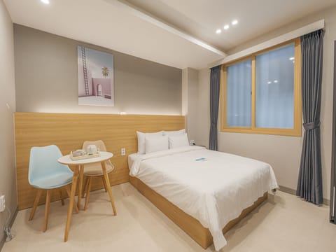 Deluxe Double Room | Desk, laptop workspace, free WiFi