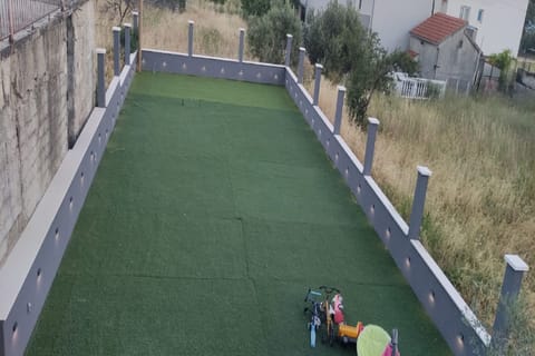 Garden [summer]