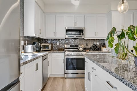 Fully equipped kitchen with decorative touches