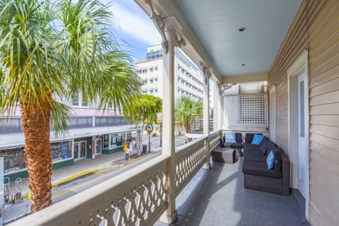 House | Terrace/patio