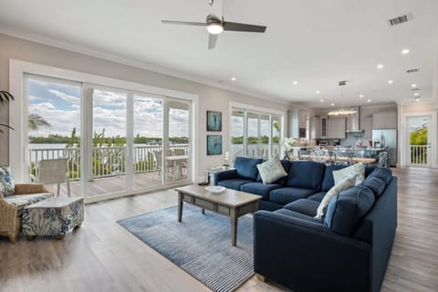 House | 4 bedrooms, high-speed internet