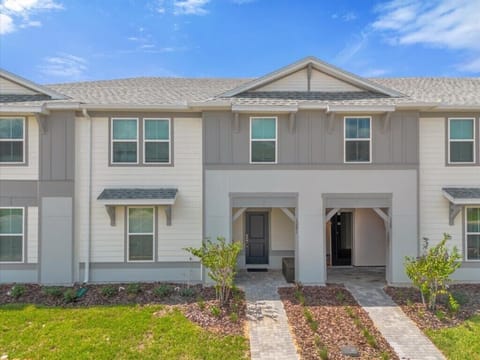 1281 Blue Island Drive (37).jpg