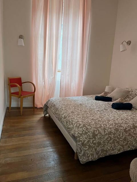 chambre-lit-king-size