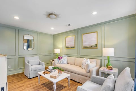 Living Room 190