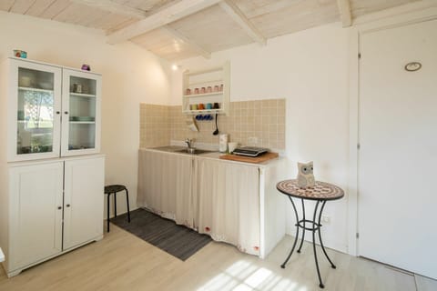 Bedroom, Kitchen, Living Room