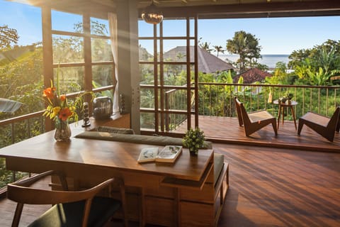 Design Tree House | Living area