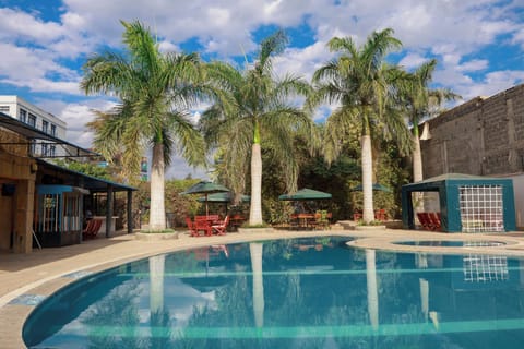 Outdoor pool, free cabanas, lifeguards on site