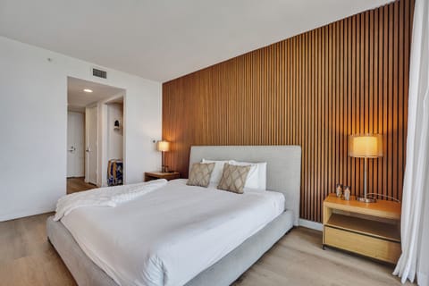 Standard Apartment, 1 King Bed with Sofa bed, Balcony, River View | Iron/ironing board, free WiFi