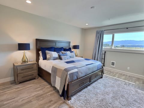 Spacious Bedroom with King and Sliding Barn door for privacy