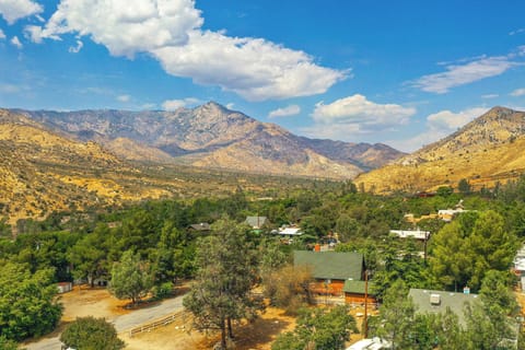 Kernville Vacation Rental | 2BR | 1BA | Step-Free Entry | 1,000 Sq Ft